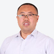 王小龍